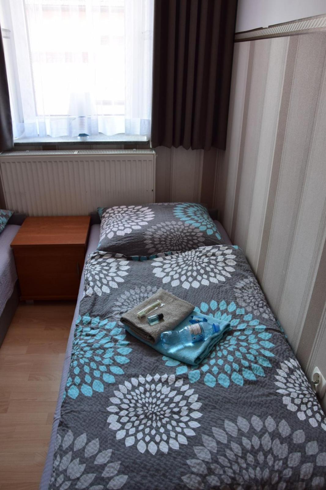Noclegi Viktor Kalwaria Zebrzydowska Exterior foto