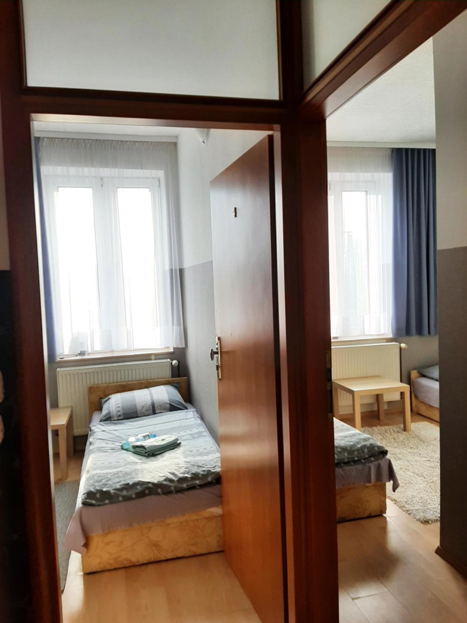 Noclegi Viktor Kalwaria Zebrzydowska Exterior foto