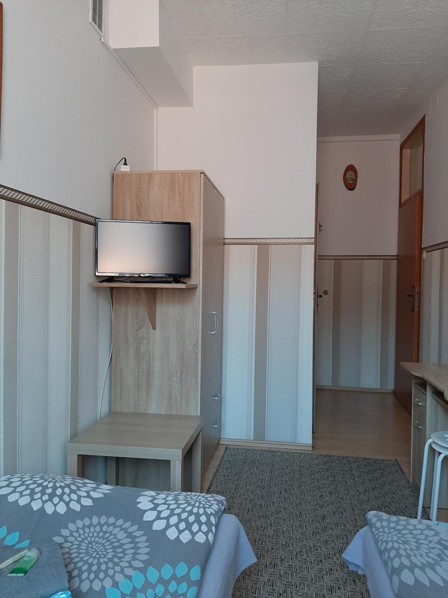 Noclegi Viktor Kalwaria Zebrzydowska Exterior foto